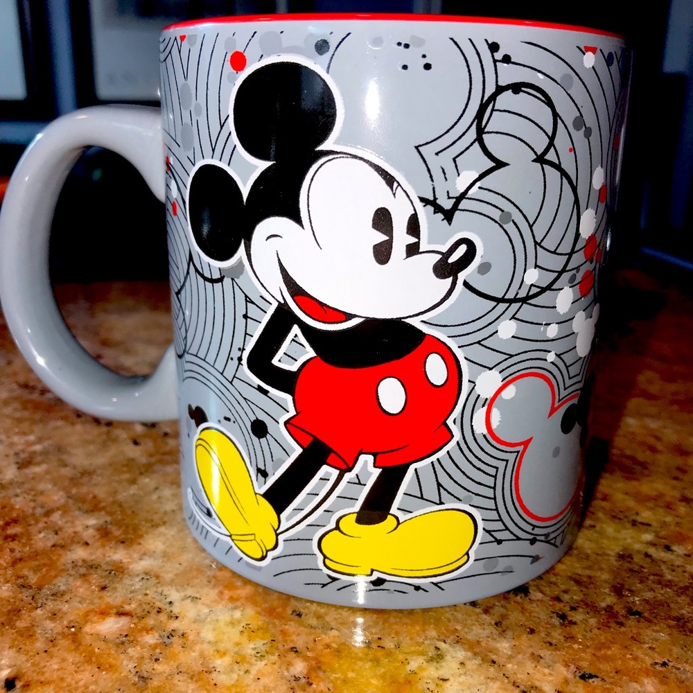 Disney Classic Mickey Mouse 20 ounce Ceramic Mug